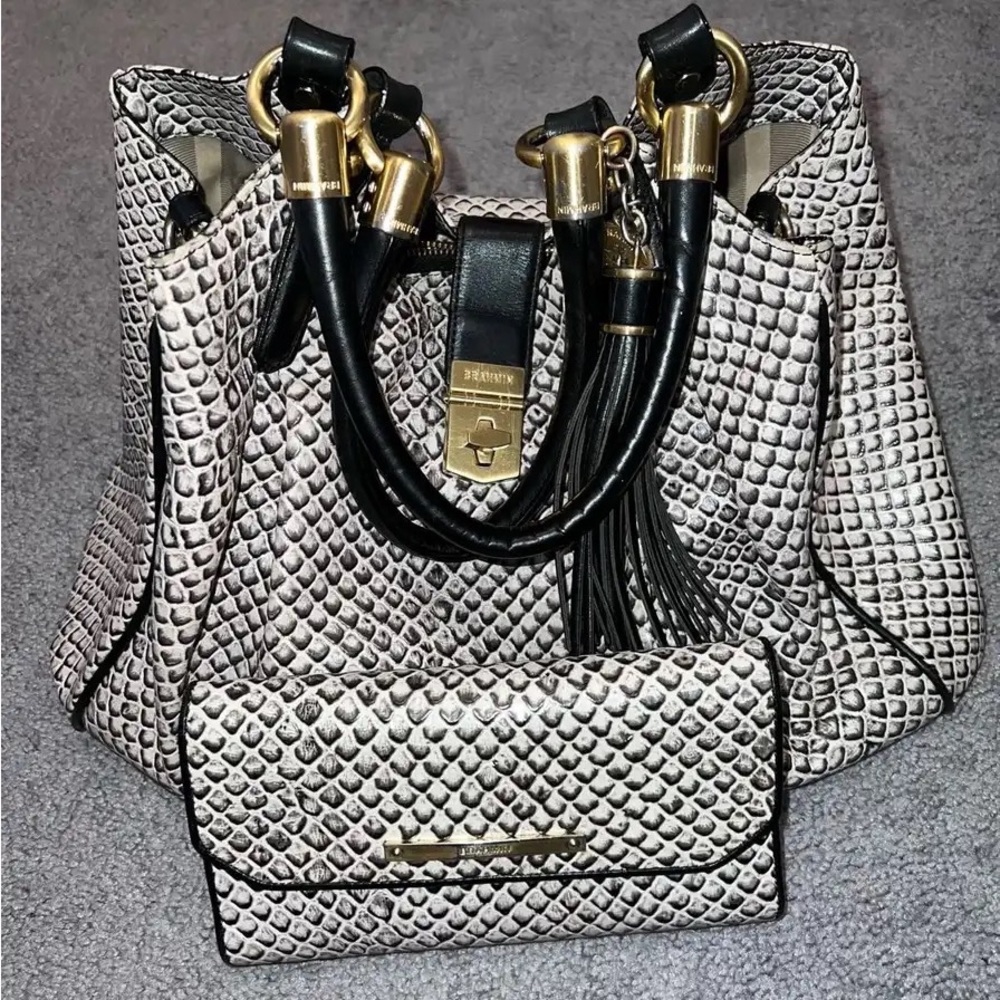 Brahmin purse